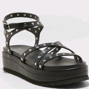 Platform sandals
